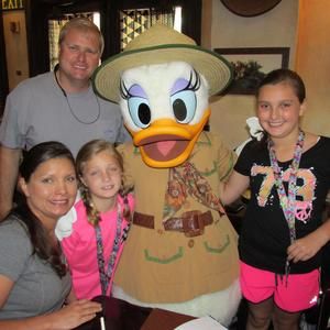 Meet your Posher, Tonya